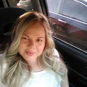 Meet your Posher, Monica